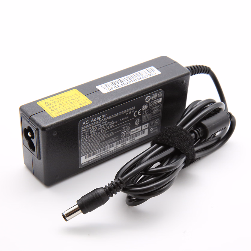 TOSHIBA ADAPTER 15V 6A DC 6.3*3.0